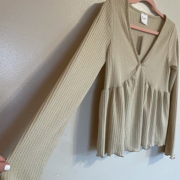 Livi By Olivia Rae Long Sleeve Top - Picture 5 of 11